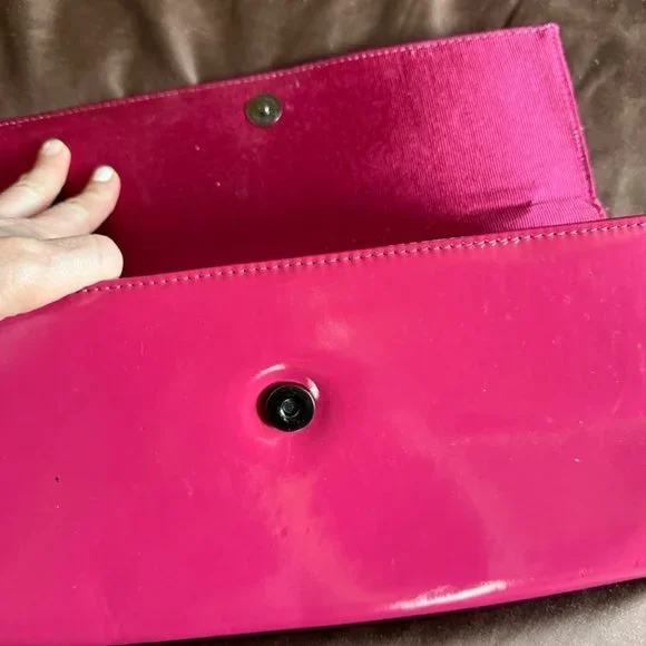 Express Clutch - Picture 4 of 5